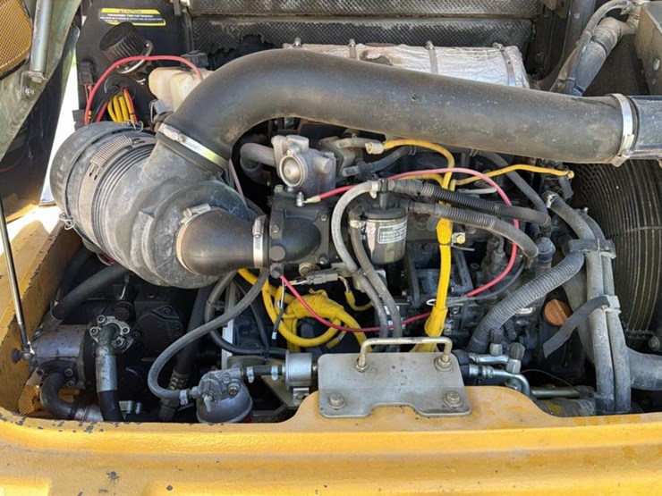 2016-john-deere-64-image-27
