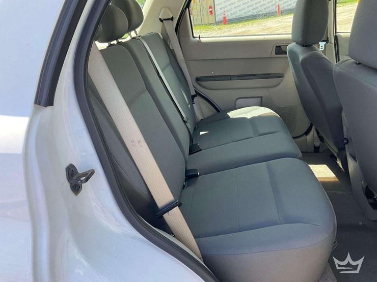 2009-ford-escape-image-24