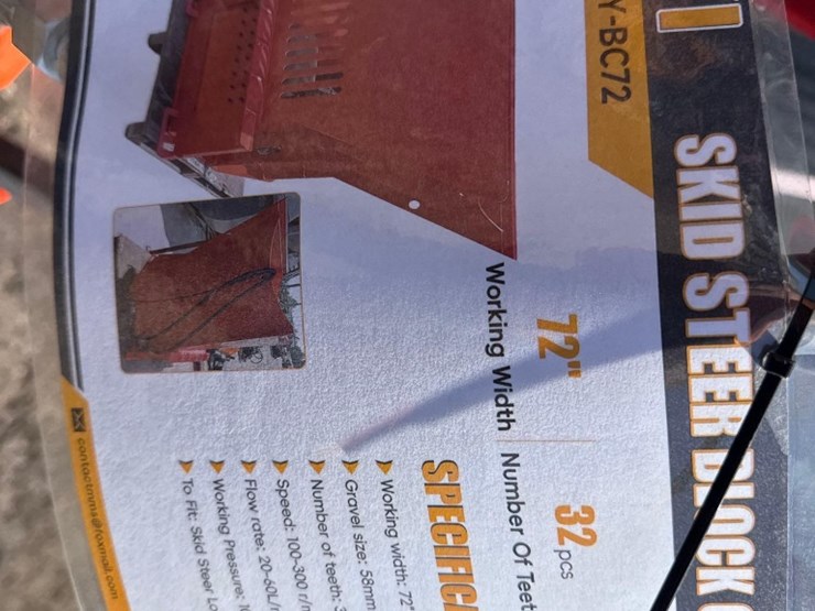 new-giyi-co-hydraulic-skidloader-block-crusher-attachment-model-gy-bc72-image-5