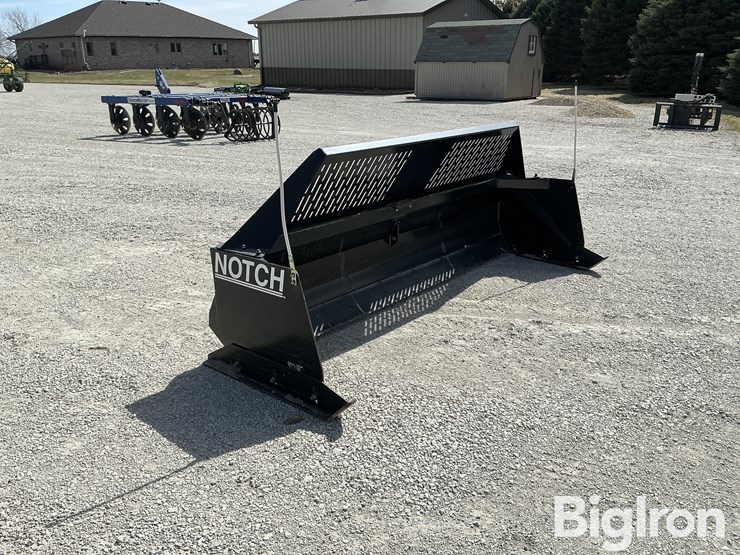 notch-mfg-sp8-snow-pusher-image-3