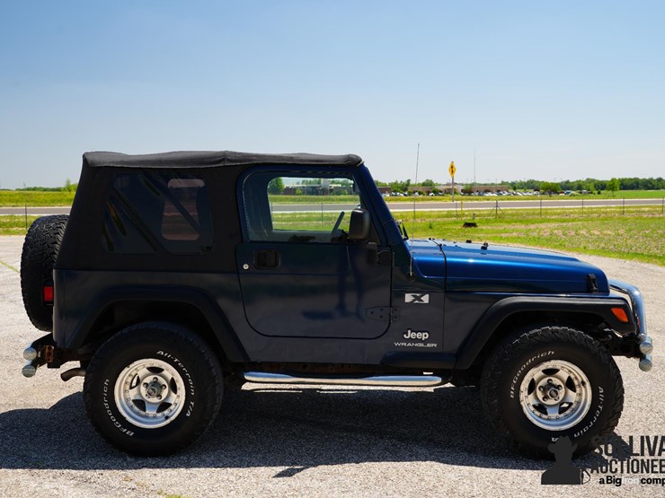 2004-jeep-wrangler-image-4