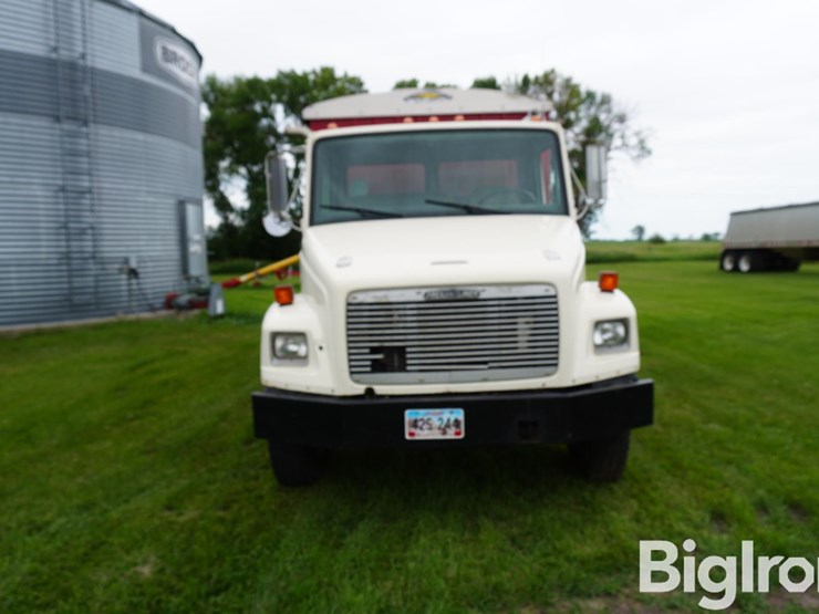 1994-freightliner-fl80-image-2