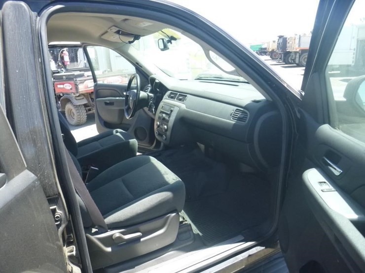 2007-chevrolet-tahoe-image-6