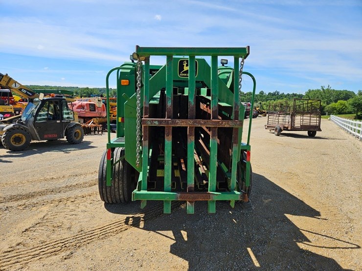 john-deere-100-image-4