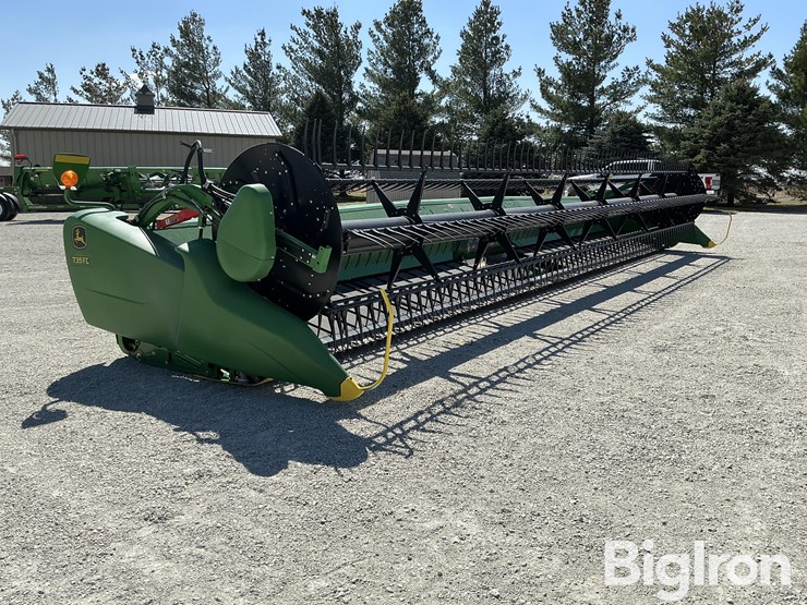 2020-john-deere-735fd-image-3