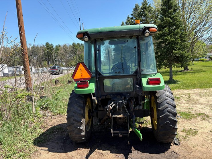 2004-john-deere-5520-image-9