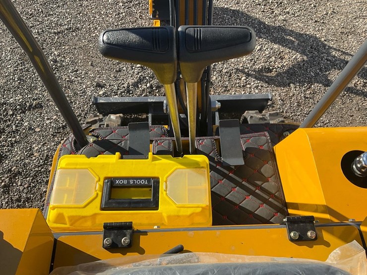 #1209-•-damaged-ats-rt15r-mini-excavator-image-13