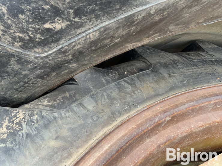 11.2-38-pivot-tires-&-rims-image-12