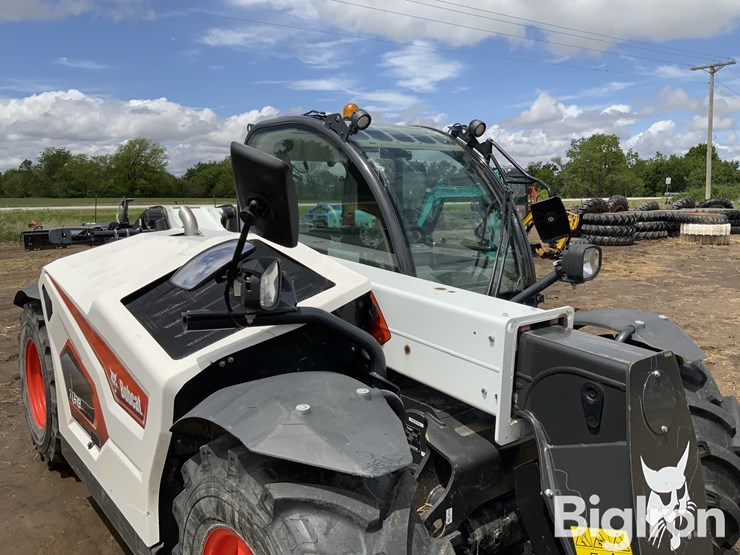 2024-bobcat-tl619-image-17