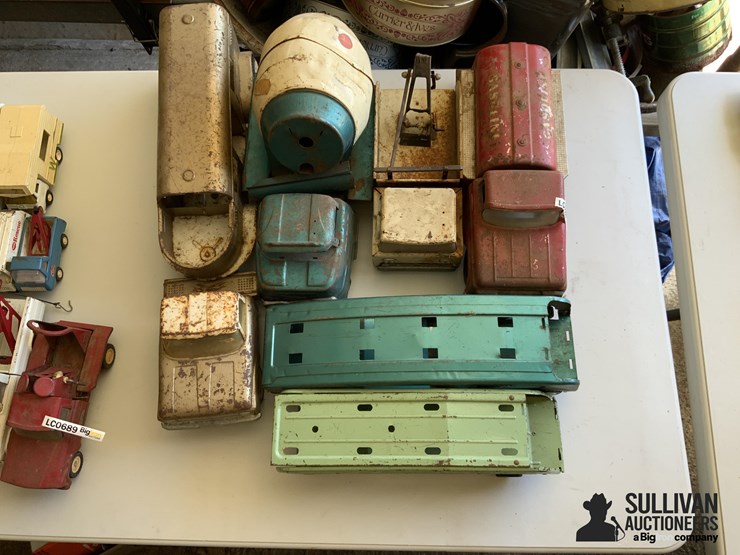 structo-&-nylint-toys-image-8