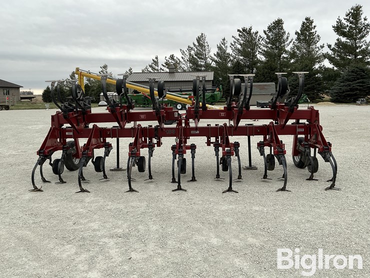 case-ih-183-image-6