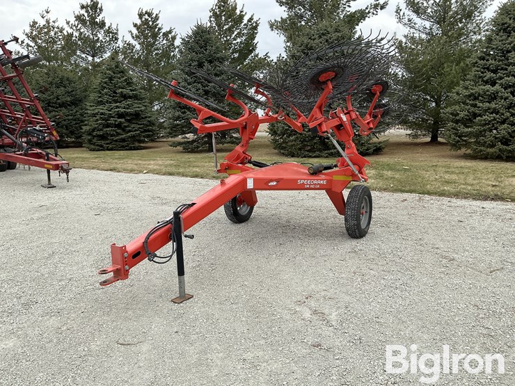 2017-kuhn-sr110-image-1