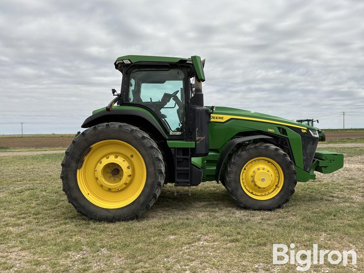2023-john-deere-8r-280-image-4