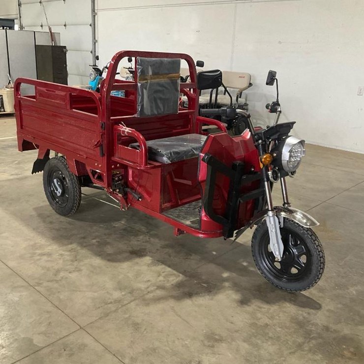 #1274 • Unused SDLANCH IRET13 Electric Cargo Tricycle - Middlefield, OH