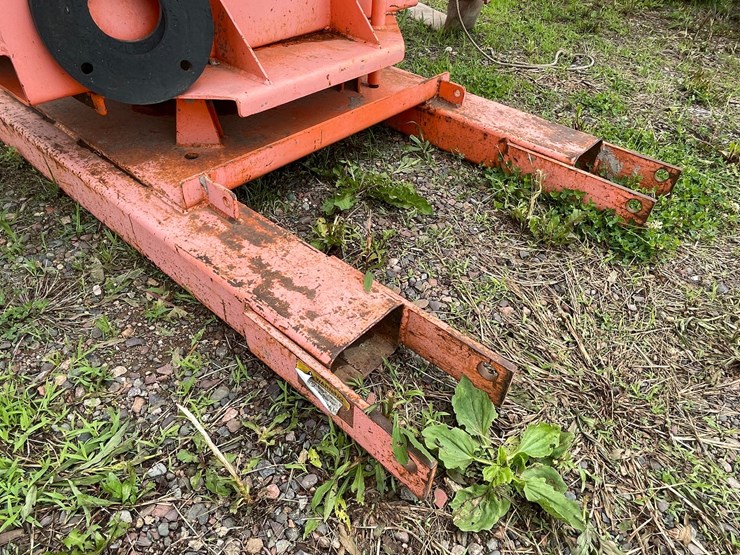 #4909-•-grout-hog-hydraulic-driven-grout-delivery-system-image-16