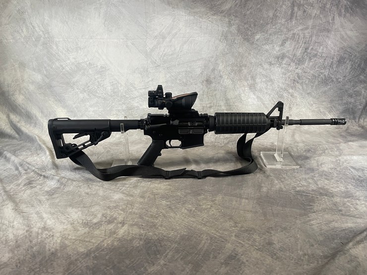 #1272-•-colt-m4-carbine,-5.56-mm-semi-auto-rifle,-sn:-le113534,-(neenah,-wi)-image-1