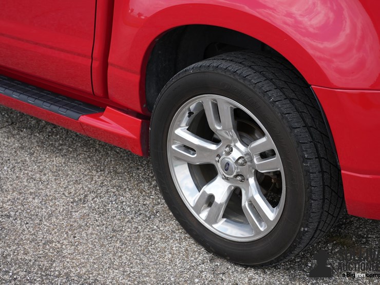 2009-ford-explorer-sport-trac-image-19