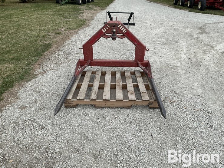 shop-built-round-bale-mover-image-2