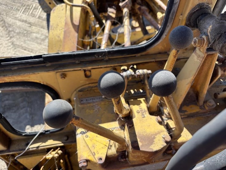 caterpillar-14e-image-47