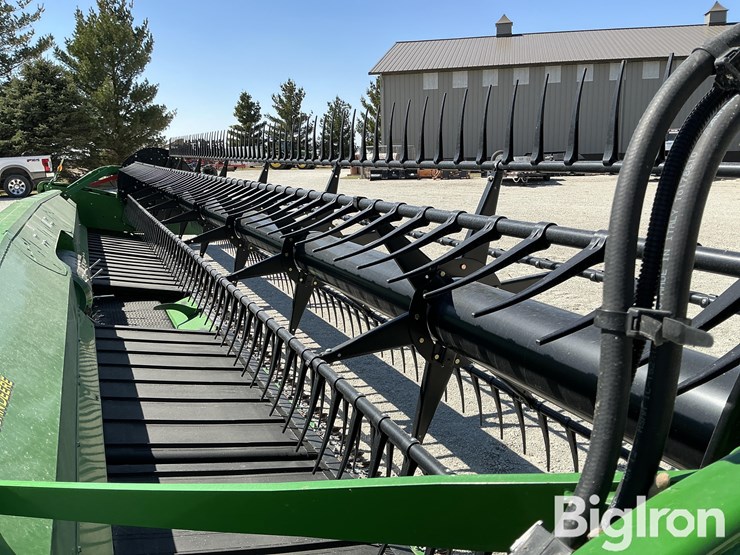 2020-john-deere-735fd-image-11