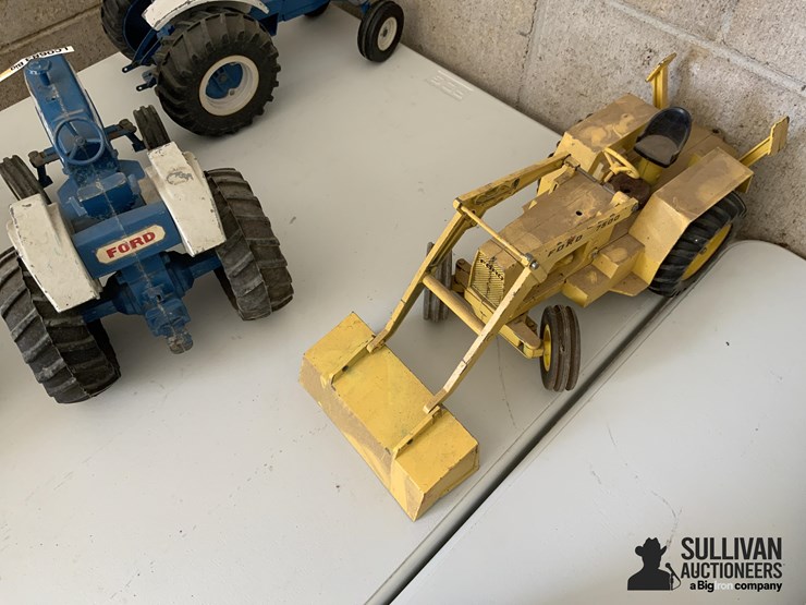 ford-toy-tractors-image-8