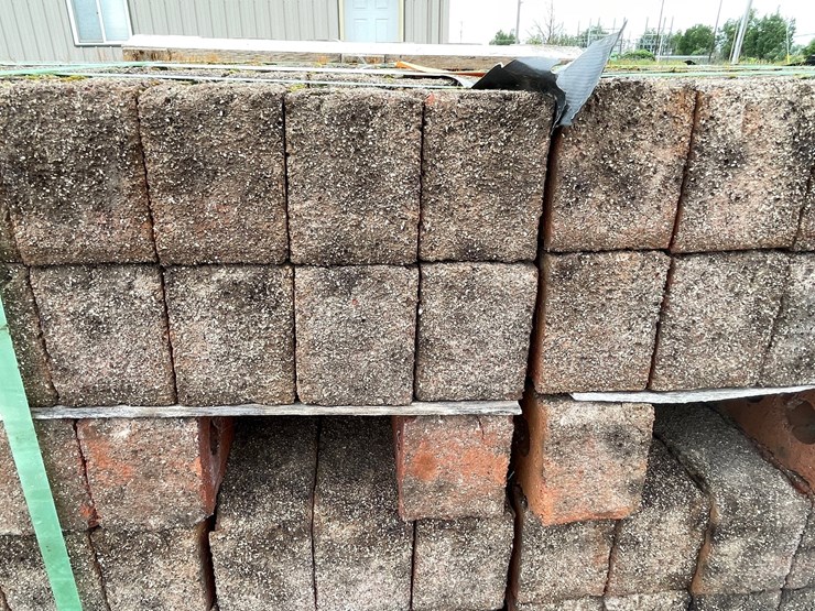 #4958-•-pallet-of-bricks-image-3