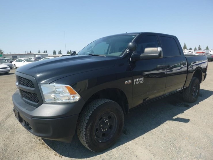 2016-dodge-1500-image-1