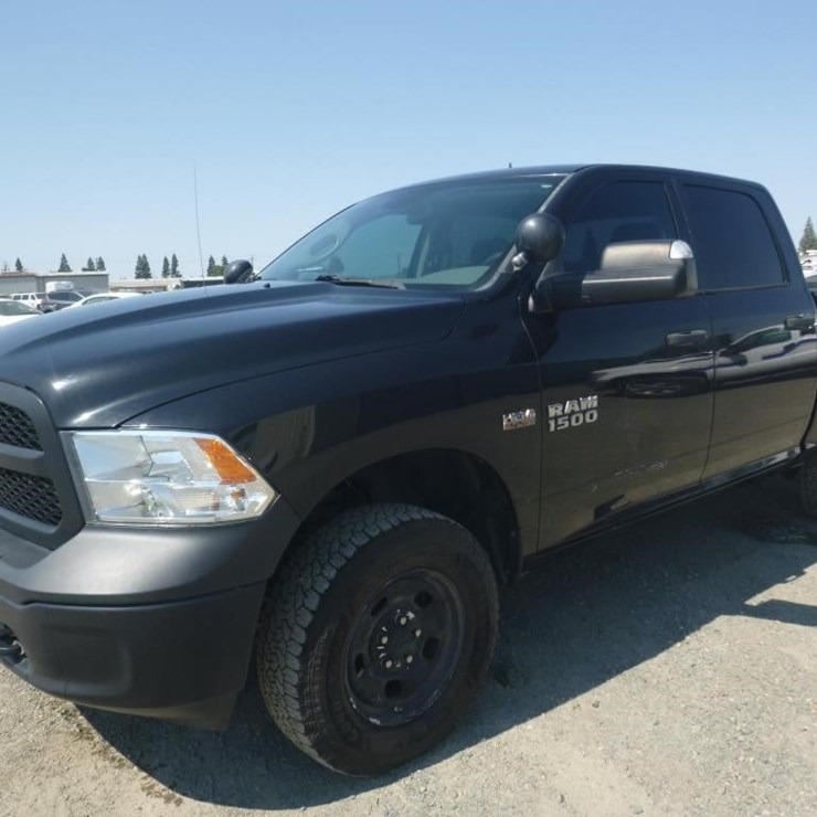 2016 DODGE 1500