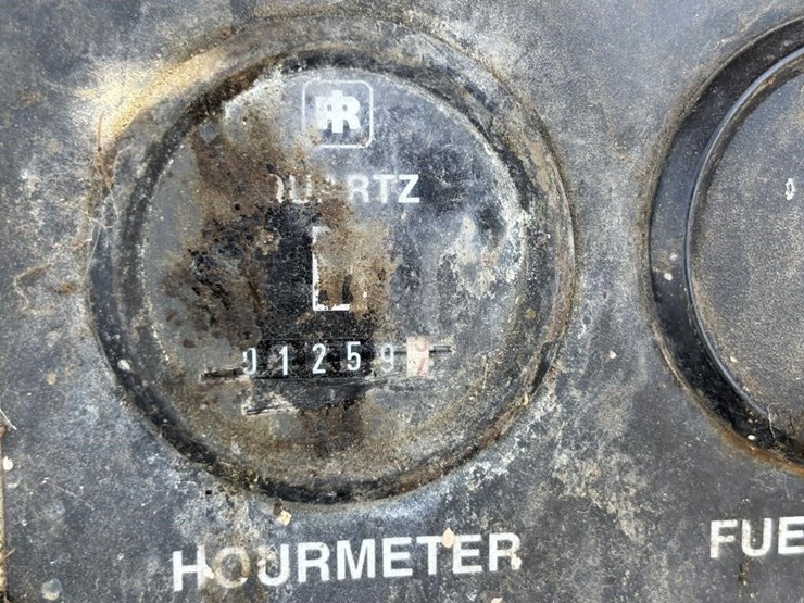 2000-ingersoll-rand-light-tower-image-33