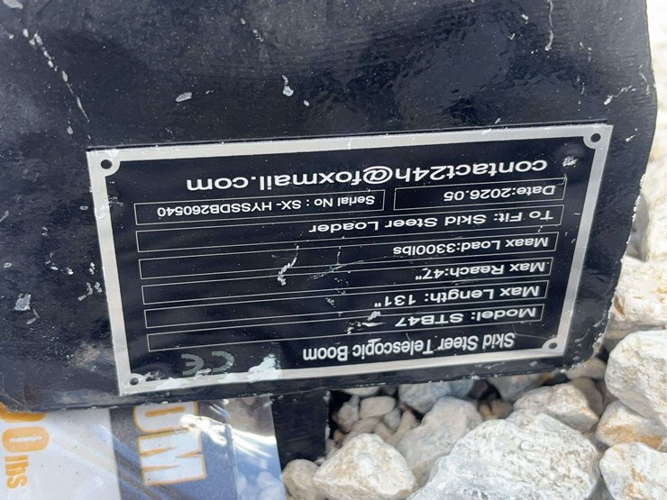 giy-model-stb47-skid-steer-telescopic-boom-attachment-image-9