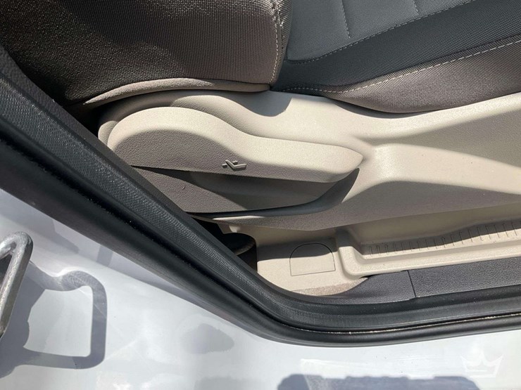 2016-ford-escape-image-27