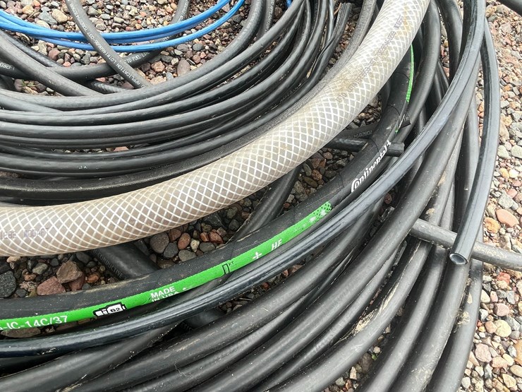 #4934-•-assorted-hoses-and-cords-image-5