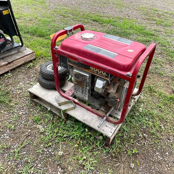 #4922 • General 4000XL Gas Generator
