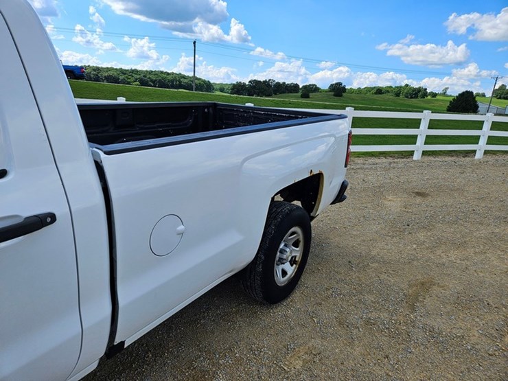 2018-chevrolet-2500-image-11