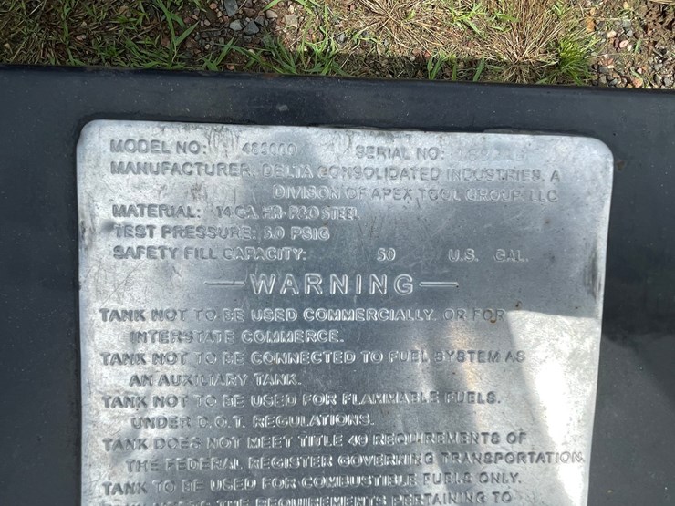 #4918-•-pickup-bed-fuel-tank-with-pump-image-11