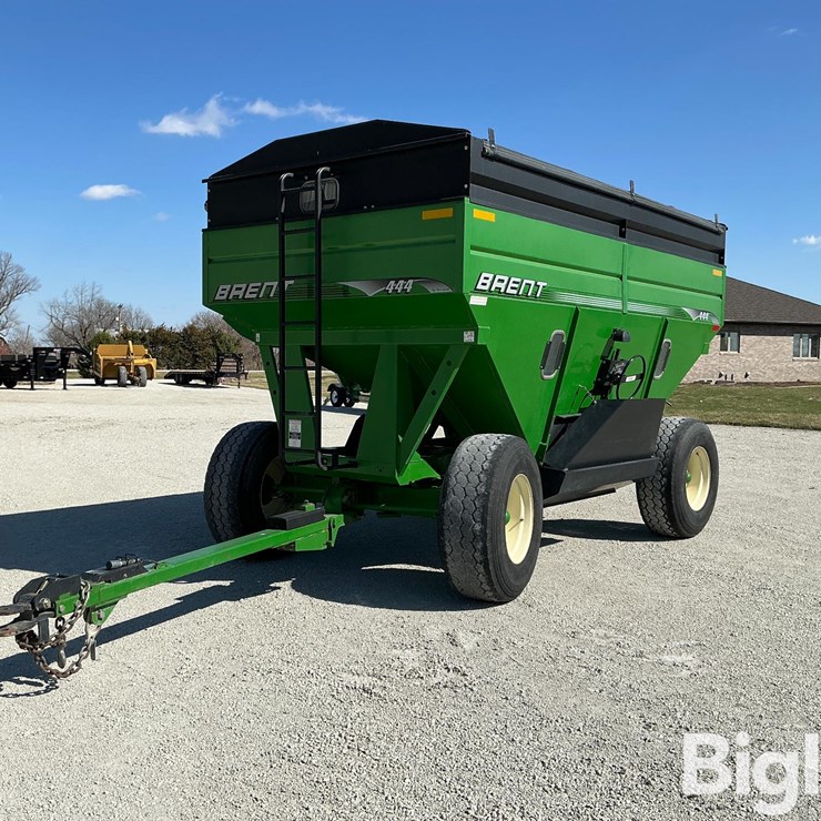 Unverferth Brent GT444 Grain Wagon