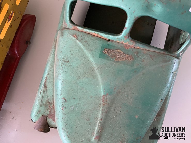 toy-trucks-image-3