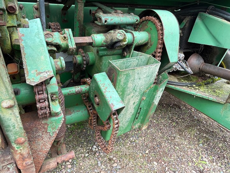 john-deere-3940-image-42
