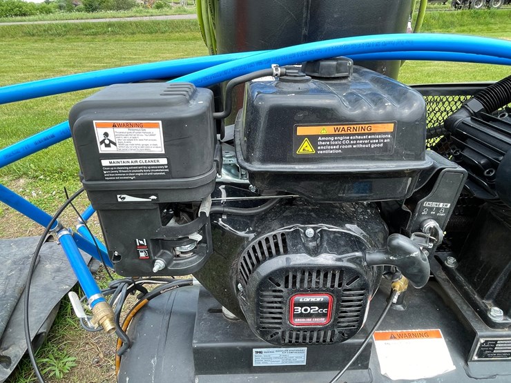 #4919-•-tmg-gas-powered-air-compressor-image-12