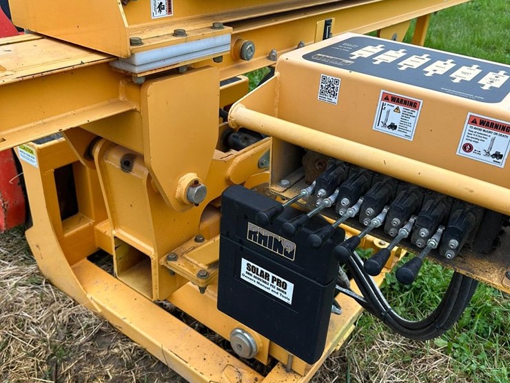 #104-•-2022-rhino-solar-pro-pile-driver-image-17