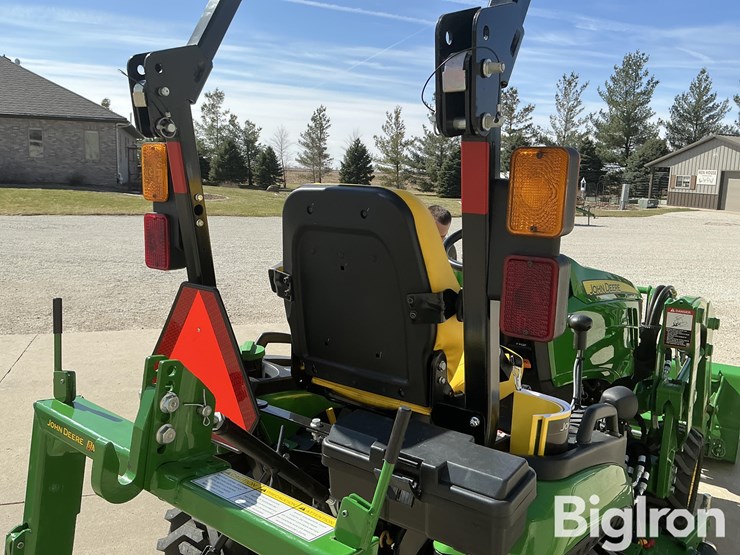 2021-john-deere-1025r-image-19