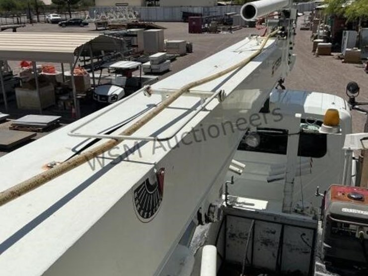 2009-international-workstar-7600-image-21
