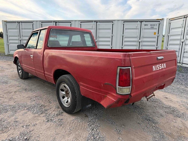 1986-nissan-d21-image-3