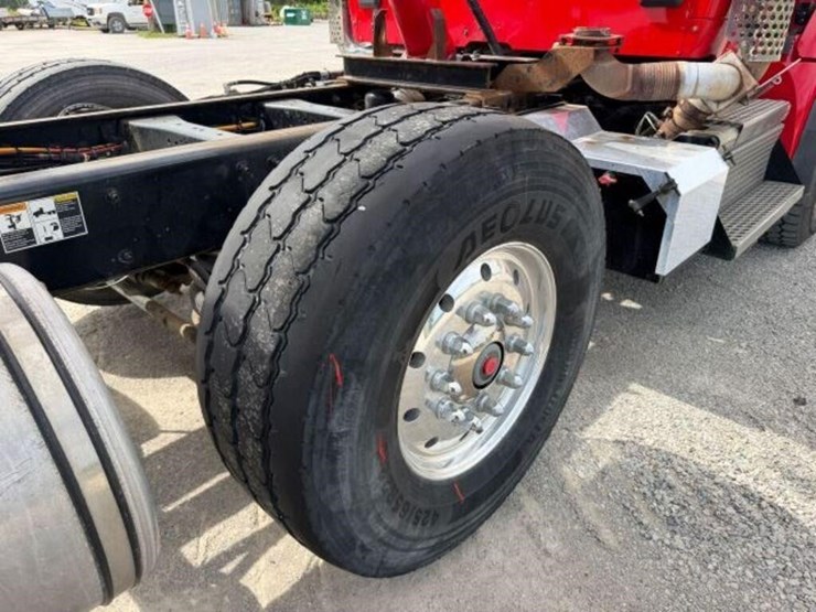 2021-kenworth-t880-image-69