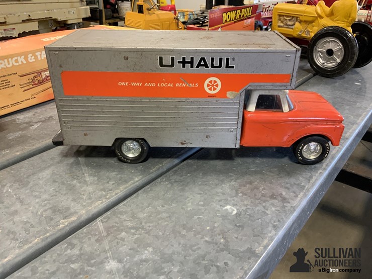 nylint-u-haul-toy-truck-image-4