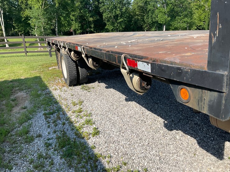 2002-international-durastar-4300-image-18