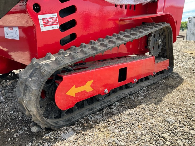 #1017-•-unused-sdlanch-ssl1500-tracked-mini-skid-steer-loader-image-13