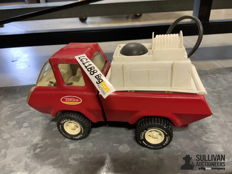 tonka-fire-truck-toy-image-8