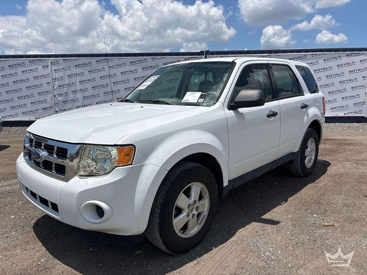 2009-ford-escape-image-1