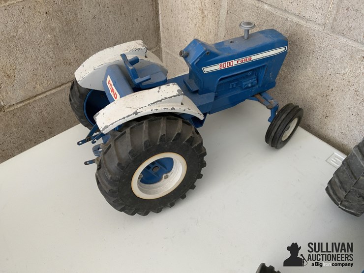ford-toy-tractors-image-5